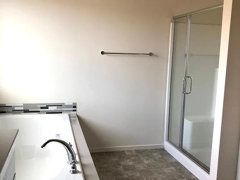 5273 SW Freya Ter — Photo 10