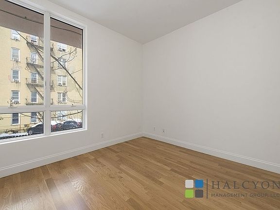 5th image of 86 Marcy Ave APT 3B