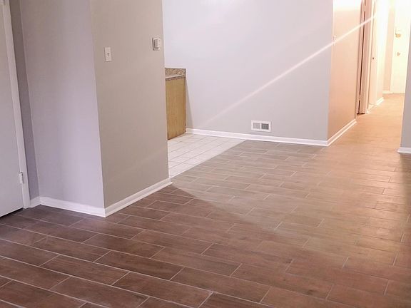 4th image of 2215 Benson St Floor 1