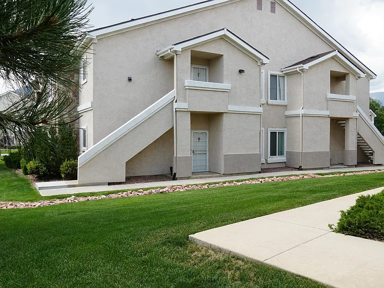 3770 Strawberry Field Grv #B — Photo 2