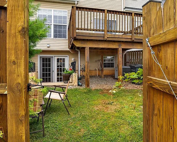 5808 Mercantile Dr W — Photo 12