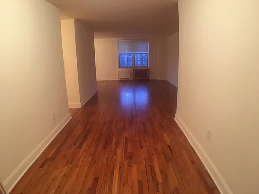 Rented by Kew Forest Realty Inc | media 1