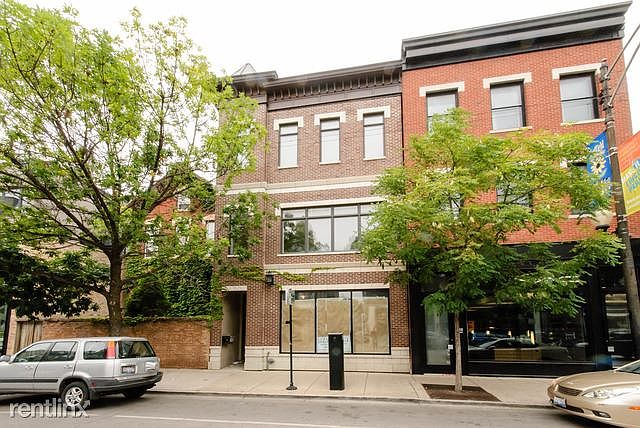 912 Armitage Exterior