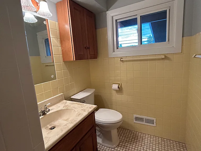 503 Ann Ct — Photo 6