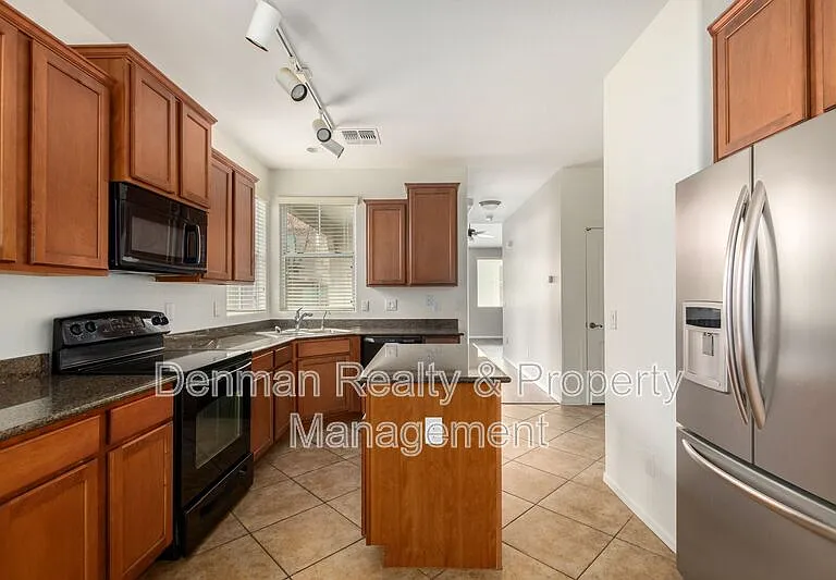 4262 E Carla Vista Dr — Photo 18