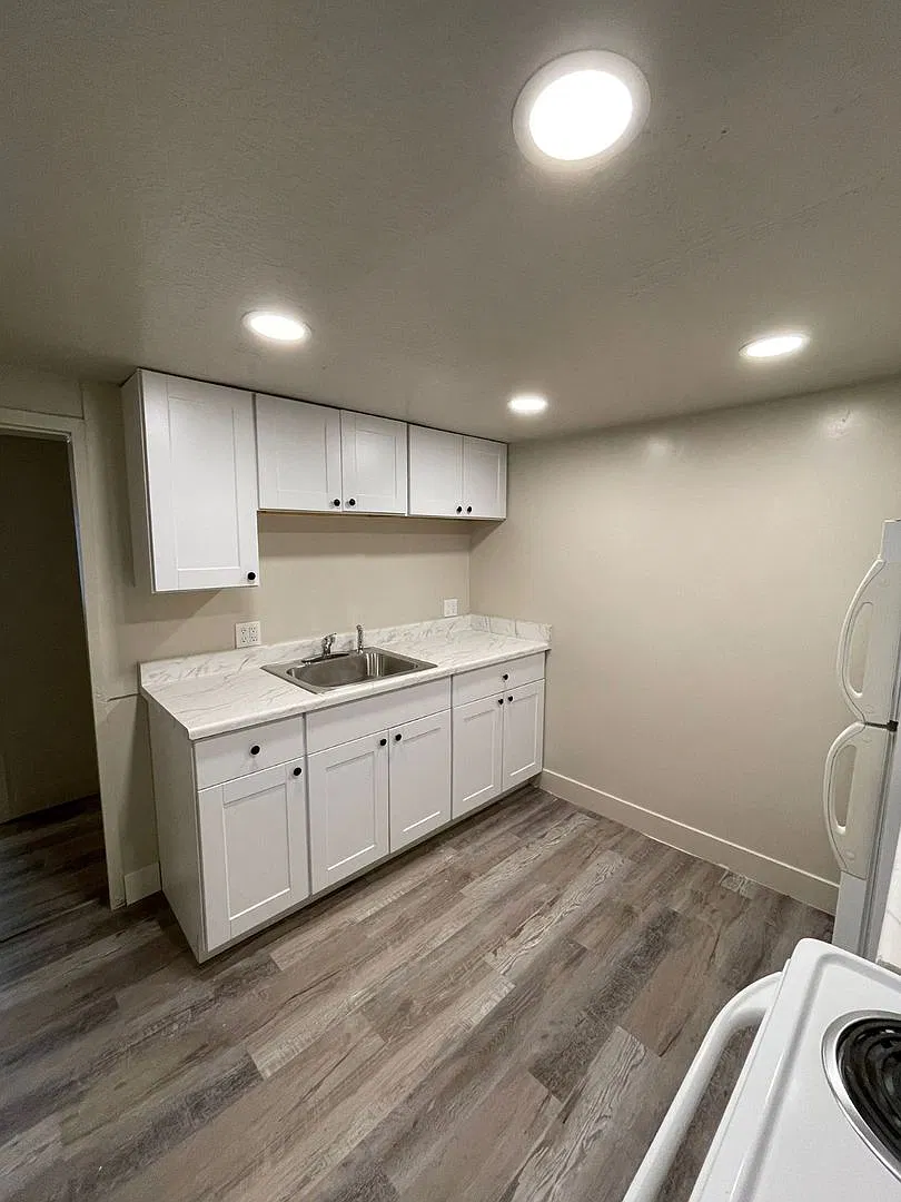 The Redwood Flats — Photo 3