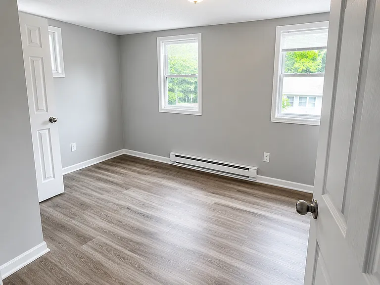 35 N Main St #1 — Photo 8