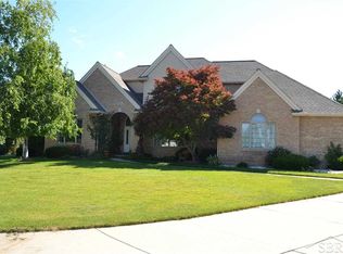 4258 S Autumn Rdg, Saginaw, MI 48603