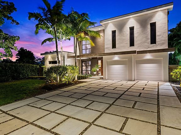 2nd image of 2813 Coral Shores Drive