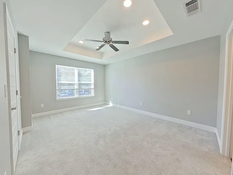7 Holmes Blvd #C — Photo 8