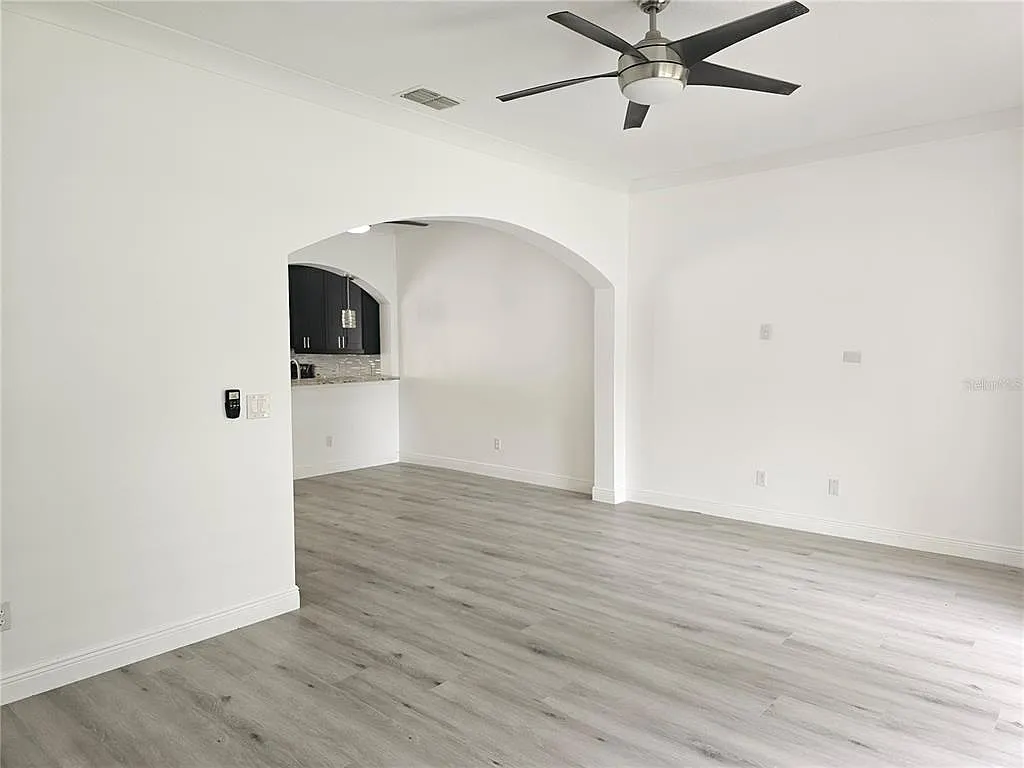 3 bed, 2.5 bath, 1520 sqft, $2,450 — Photo 4
