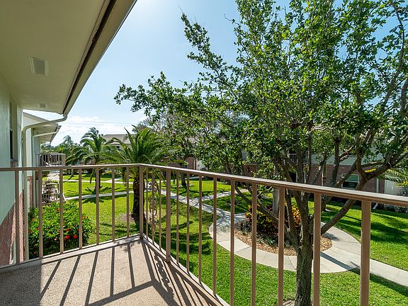 3rd image of 2031 S Seacrest Boulevard #D