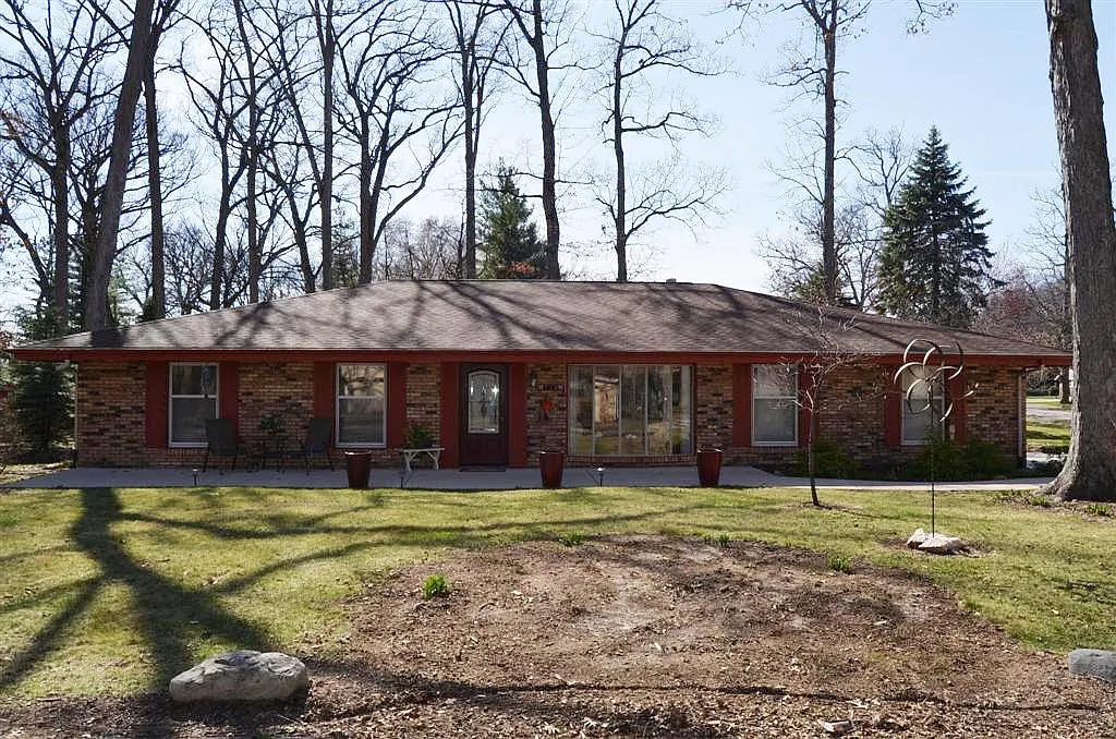 519 Taylor Dr photo 1