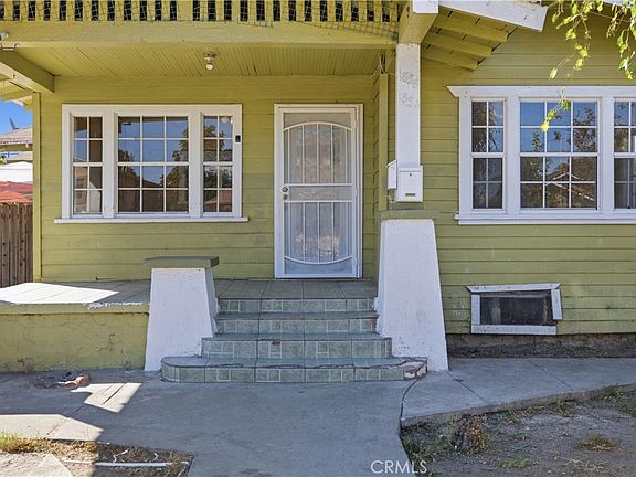 3rd image of 1836 E 71st St
