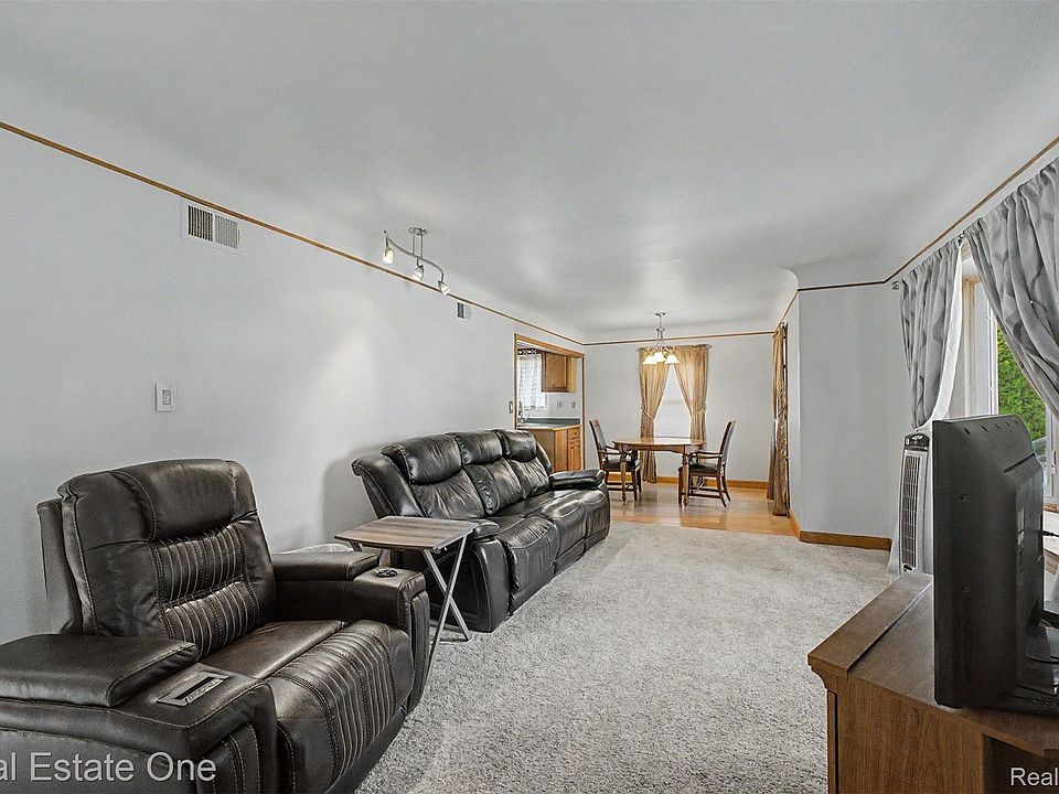 6331 Buckingham Ave, photo 6