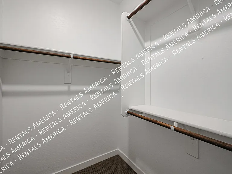 1051 E Armstrong Way — Photo 38