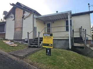 1742 S 28th St, Clarksburg, WV