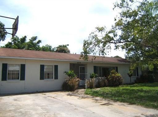 Home for Sale in St Petersburg, FL $70,000