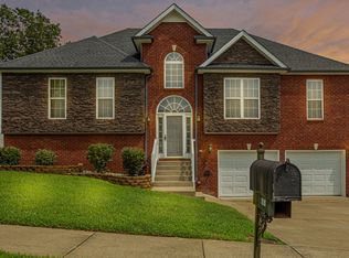 817 E Accipiter Cir, Clarksville, TN 37043