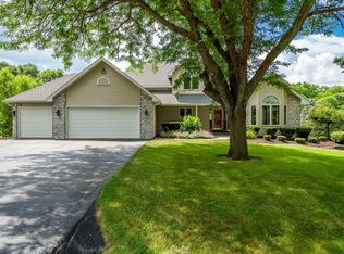 7373 Grace Dr, Roscoe, IL