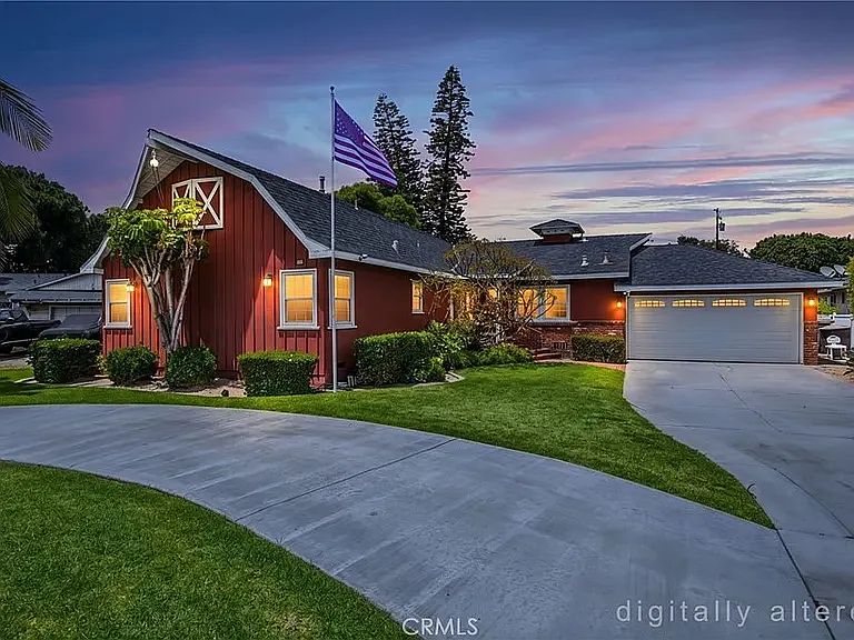 9811 Lampson Ave — Photo 1