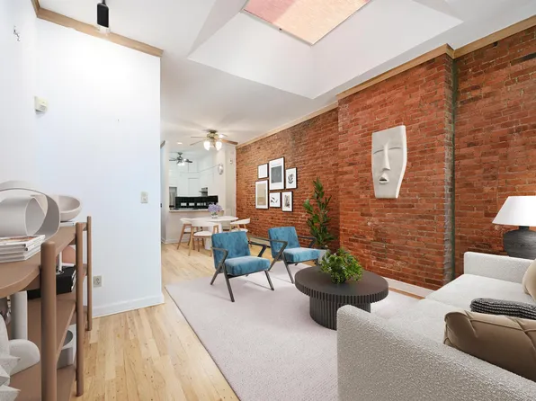 261 12th St APT 5B, Hoboken, NJ 07030