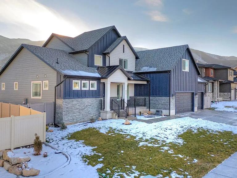 423 W Red Wolf Dr — Photo 3