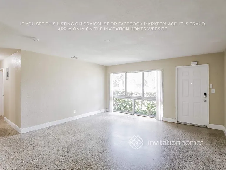 1848 SW 37th Ave — Photo 4