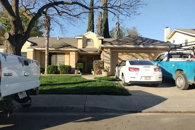 1st image of 723 Kinshire Way