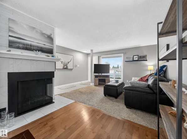 2703 79th St NW #165, Edmonton, AB T6K 3Z6