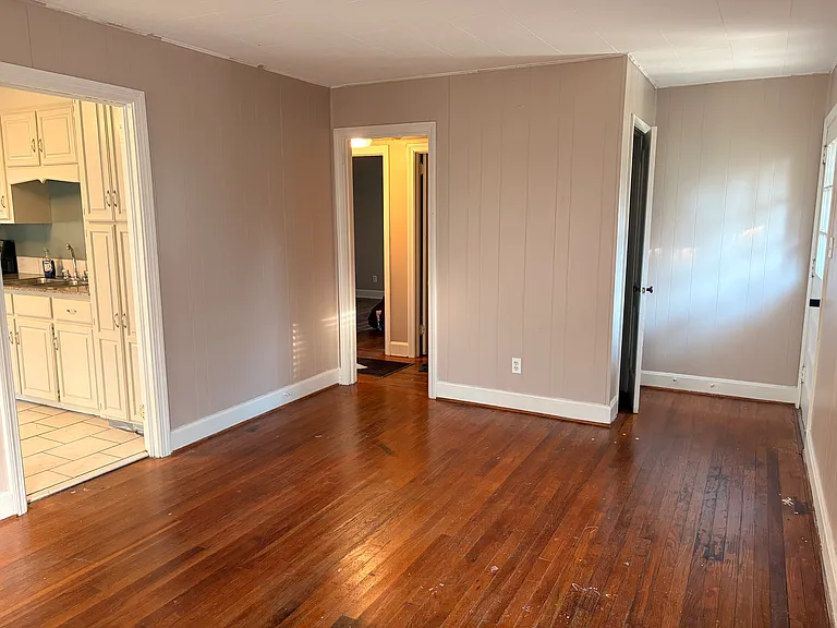 128 Orange St — Photo 18