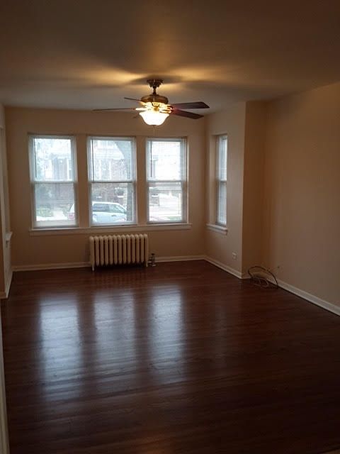 1st image of 4743 N Hamlin Ave APT 1