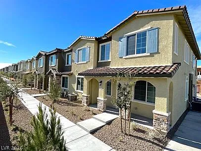 20 Barbara Ln #41 — Photo 2