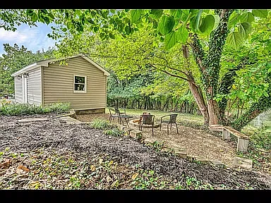 3 bed, 1400 sqft, $1,995 — Photo 4