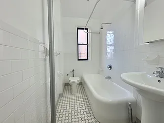 Rented by Bruma Realty LLC