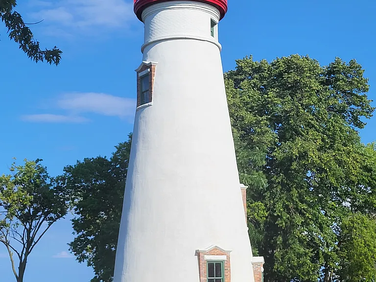 Marblehead light house not far away.