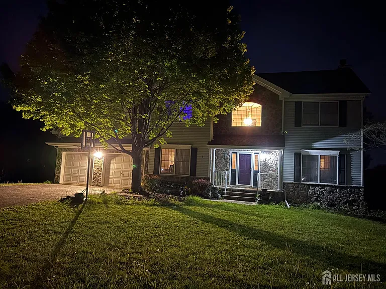 1 Harmony Ln — Photo 21