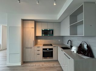 1185 Dupont St #727, Toronto, ON M6H 0G1