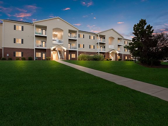 2nd image of 3325 Oak Forest Dr #3440-203