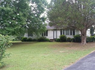 1048 Connell Rd, Brodnax, VA 23920