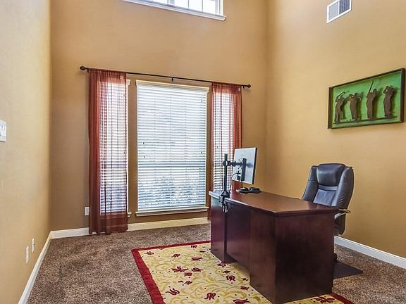 5th image of 25739 Oakwood Knoll Dr