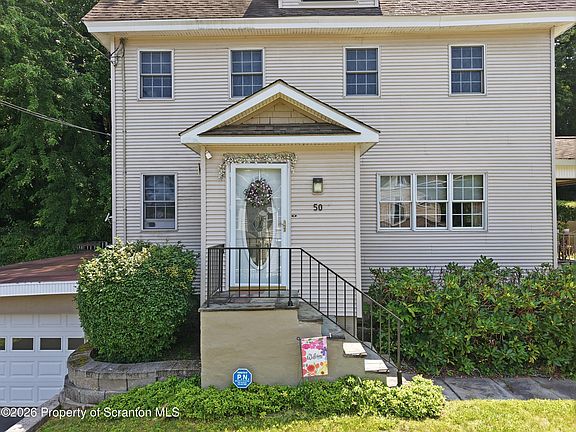 3rd image of 50 Laurel St
