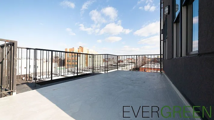 Rented by Nooklyn NYC LLC | media 5