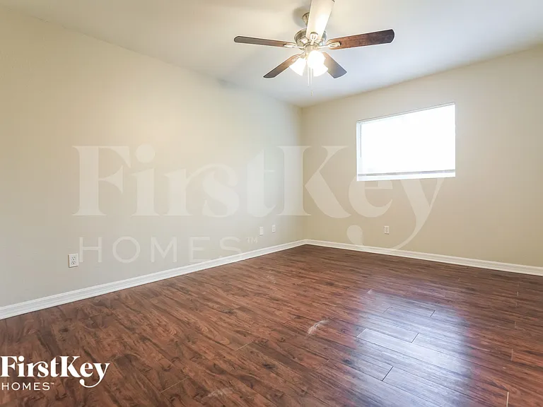 3752 Vehlin St — Photo 9