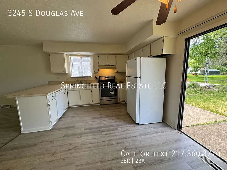3245 S Douglas Ave — Photo 10