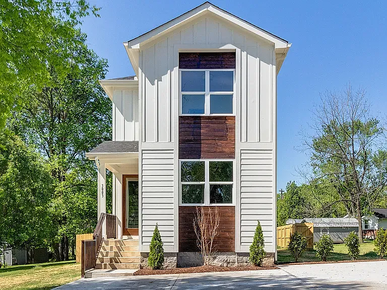 3803 Barlow Dr — Photo 1