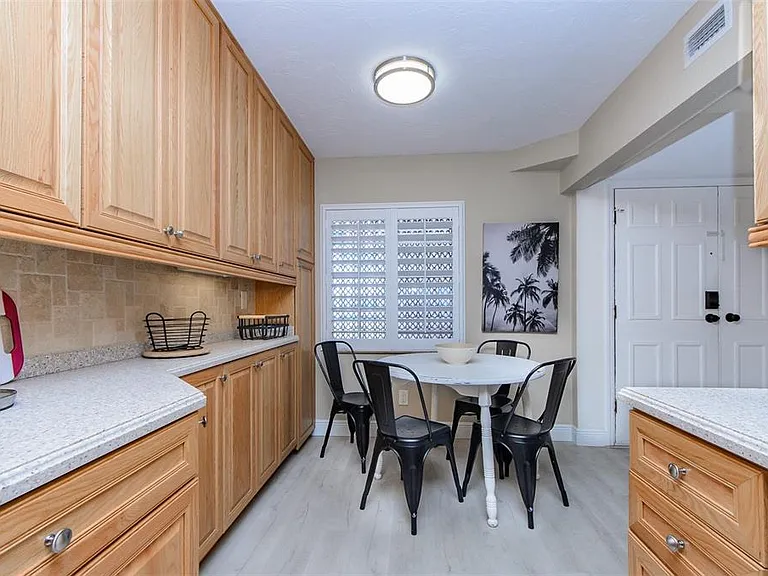 2900 Gulf Blvd #204 — Photo 14