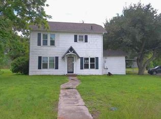 403 E Avenue A, Rosebud, TX 76570