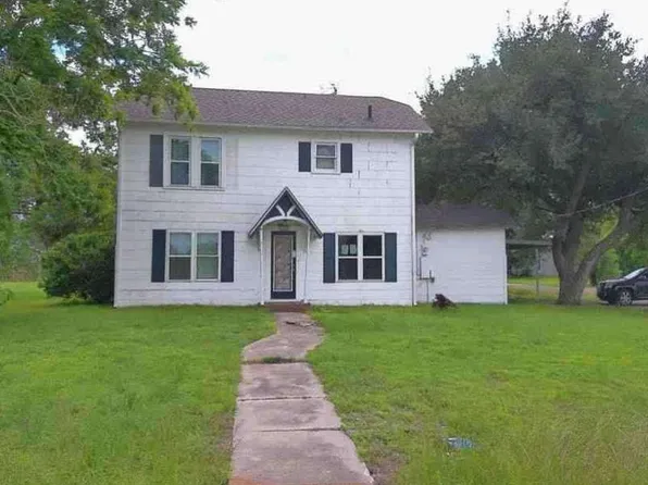 403 E Avenue A, Rosebud, TX 76570
