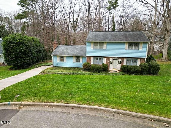2nd image of 5024 Yadkin Dr